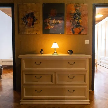 Apartamento Galerija Rosa Centifolia *