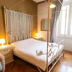Апартаменты Galerija Rosa Centifolia